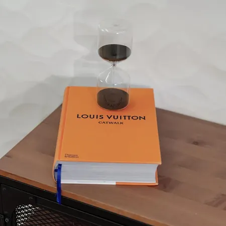 Lovely & Centre Flat With Terrace By Hostwise