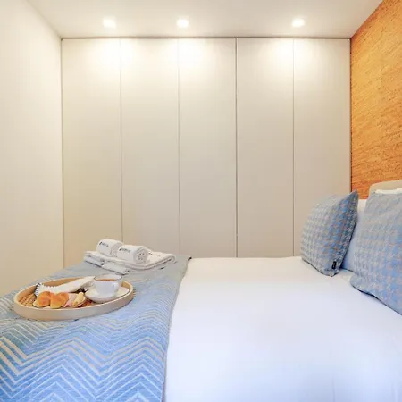 Lovely & Centre Flat With Terrace By Hostwise Порту