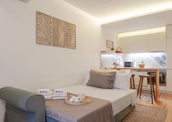 Lovely & Centre Flat With Terrace By Hostwise Appartement